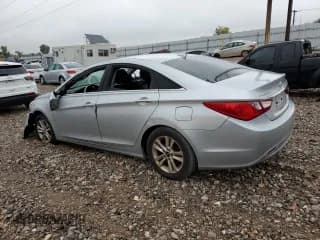 ✅ 2013 Hyundai Sonata GLS • VIN: 5NPEB4AC0DH657809 • Lot: 72523294. Listed on Copart with 192,404 mi. Free auction sales archive from the USA and detailed vehicle history report at DreamBid. Image 2.