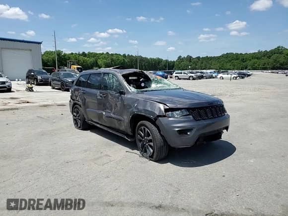 2020 Jeep Grand Cherokee Altitude z VIN 1C4RJFAG5LC108331, wystawiony jako Copart lot #54983305 z przebiegiem Nie podano mil oraz Czysty tytuł • Clean title. Historia ofert i sprzedaży dostępna na DreamBid. Obrazek 14.