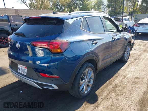✅ 2021 Buick Encore GX Select • VIN: KL4MMDS21MB133141 • Lot: 42841465. Listed on IAAI with 59,277 mi. Free auction sales archive from the USA and detailed vehicle history report at DreamBid. Image 4.
