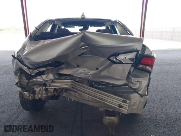 ✅ 2021 Nissan Versa SV • VIN: 3N1CN8EV9ML868088 • Lot: 43041690. Listed on IAAI with 88,057 mi. Free auction sales archive from the USA and detailed vehicle history report at DreamBid. Image 17.