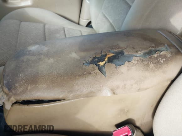 ✅ 1999 Ford Explorer XL • VIN: 1FMZU32X7XUB01672 • Лот: 41263264. Опубликован ранее на IAAI с пробегом 148 134 миль. Бесплатный доступ к архиву аукционных продаж из США и подробный отчёт об истории автомобиля на DreamBid. Изображение 6.