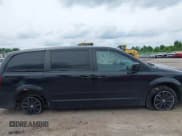 ✅ 2015 Dodge Grand Caravan SE • VIN: 2C4RDGBG8FR710082 • Lot: 42680546. Wystawiony na IAAI z przebiegiem 94 284 mil. Bezpłatny archiwum sprzedaży aukcyjnych z USA i szczegółowy raport historii pojazdu na DreamBid. Zdjęcie 13.