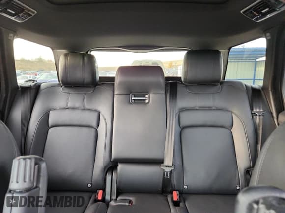 ✅ 2019 Land Rover Range Rover HSE • VIN: SALGS2SV0KA547966 • Lot: 90912155. Listed on Copart with 24,129 mi. Free auction sales archive from the USA and detailed vehicle history report at DreamBid. Image 10.