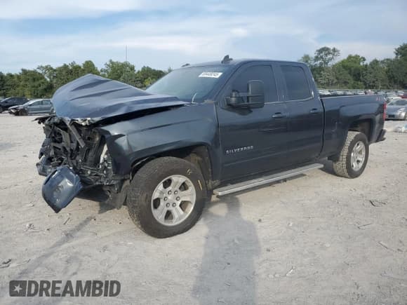 ✅ 2019 Chevrolet Silverado 1500 LT • VIN: 2GCVKPEC4K1203525 • Lot: 69449245. Wystawiony na Copart z przebiegiem 85 247 mil. Bezpłatny archiwum sprzedaży aukcyjnych z USA i szczegółowy raport historii pojazdu na DreamBid. Zdjęcie 1.