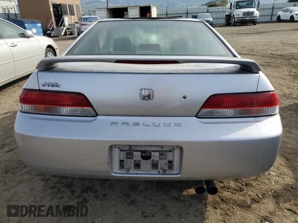 ✅ 2001 Honda Prelude • VIN: JHMBB62431C009232 • Lot: 48080375. Wystawiony na Copart z przebiegiem 225 233 mil. Bezpłatny archiwum sprzedaży aukcyjnych z USA i szczegółowy raport historii pojazdu na DreamBid. Zdjęcie 6.
