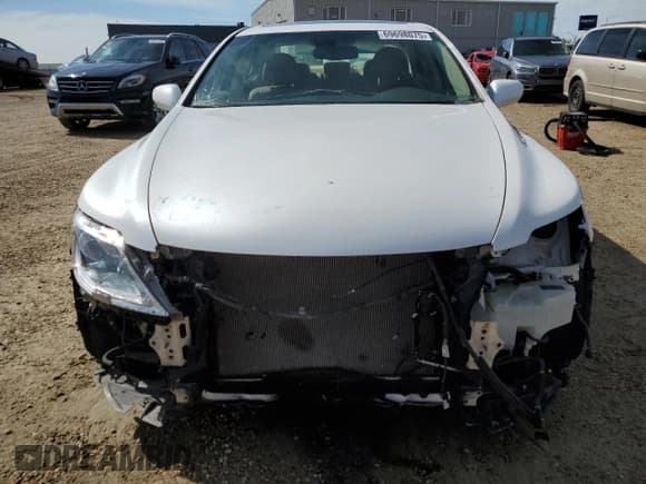 ✅ 2009 Lexus LS 460 • VIN: JTHCL46F395002976 • Лот: 69698075. Опубликован ранее на Copart с пробегом 125 626 миль. Бесплатный доступ к архиву аукционных продаж из США и подробный отчёт об истории автомобиля на DreamBid. Изображение 5.