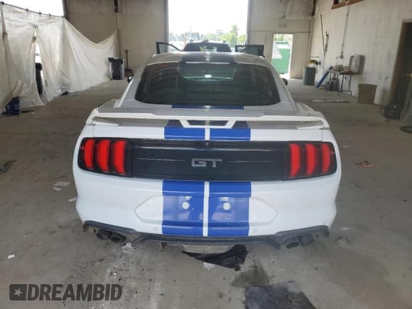 ✅ 2019 Ford Mustang GT • VIN: 1FA6P8CF5K5152680 • Lot: 61753525. Listed on Copart with 34,130 mi. Free auction sales archive from the USA and detailed vehicle history report at DreamBid. Image 6.