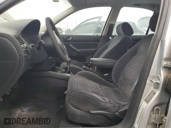 ✅ 2003 Volkswagen Jetta GLS • VIN: 3VWSP69MX3M101946 • Lot: 84433825. Listed on Copart with 260,947 mi. Free auction sales archive from the USA and detailed vehicle history report at DreamBid. Image 7.