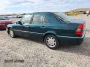 ✅ 1995 Mercedes-Benz C 2.8L • VIN: WDBHA28E5SF171109 • Лот: 70475315. Опубликован ранее на Copart с пробегом 70 295 миль. Бесплатный доступ к архиву аукционных продаж из США и подробный отчёт об истории автомобиля на DreamBid. Изображение 2.