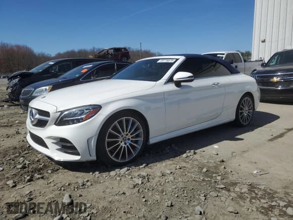 ✅ 2019 Mercedes-Benz C 300 • VIN: WDDWK8DB1KF795449 • Lot: 49775875. Wystawiony na Copart z przebiegiem Nie podano. Bezpłatny archiwum sprzedaży aukcyjnych z USA i szczegółowy raport historii pojazdu na DreamBid. Zdjęcie 1.