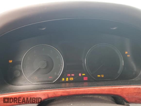 ✅ 2011 Hyundai Equus Signature • VIN: KMHGH4JF6BU041550 • Lot: 50224995. Listed on Copart with Not provided. Free auction sales archive from the USA and detailed vehicle history report at DreamBid. Image 9.