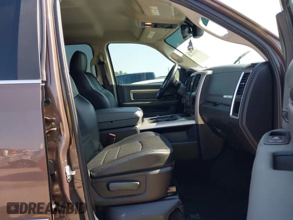 ✅ 2018 Ram 1500 Big Horn • VIN: 1C6RR6LT6JS127189 • Lot: 43165968. Listed on IAAI with 127,376 mi. Free auction sales archive from the USA and detailed vehicle history report at DreamBid. Image 5.