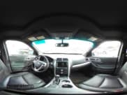 ✅ 2015 Ford Explorer XLT • VIN: 1FM5K8D85FGA59894 • Lot: 43678169. Wystawiony na IAAI z przebiegiem 267 810 mil. Bezpłatny archiwum sprzedaży aukcyjnych z USA i szczegółowy raport historii pojazdu na DreamBid. Zdjęcie 18.