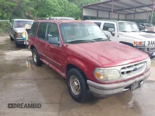 ✅ 1995 Ford Explorer Eddie Bauer • VIN: 1FMDU32X0SUA98813 • Lot: 42121894. Listed on IAAI with 139,740 mi. Free auction sales archive from the USA and detailed vehicle history report at DreamBid. Image 1.