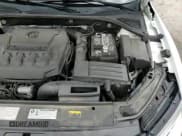 ✅ 2018 Volkswagen Passat SE • VIN: 1VWBA7A32JC021694 • Lot: 57619625. Wystawiony na Copart z przebiegiem 113 172 mil. Bezpłatny archiwum sprzedaży aukcyjnych z USA i szczegółowy raport historii pojazdu na DreamBid. Zdjęcie 15.