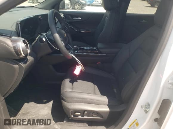 ✅ 2025 Chevrolet Equinox AWD LT • VIN: 3GNAXPEG6SL266571 • Lot: 62126865. Wystawiony na Copart z przebiegiem 1 449 mil. Bezpłatny archiwum sprzedaży aukcyjnych z USA i szczegółowy raport historii pojazdu na DreamBid. Zdjęcie 7.