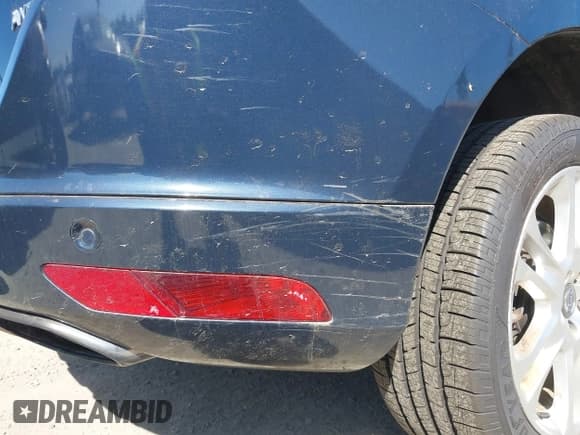 ✅ 2015 Volvo XC60 T5 • VIN: YV4612RK5F2737096 • Lot: 43231701. Listed on IAAI with 98,012 mi. Free auction sales archive from the USA and detailed vehicle history report at DreamBid. Image 6.