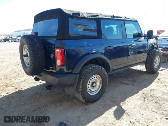 ✅ 2021 Ford Bronco • VIN: 1FMDE5BH3MLA97892 • Lot: 43601857. Wystawiony na IAAI z przebiegiem 31 854 mil. Bezpłatny archiwum sprzedaży aukcyjnych z USA i szczegółowy raport historii pojazdu na DreamBid. Zdjęcie 4.