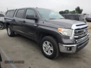 ✅ 2017 Toyota Tundra SR5 • VIN: 5TFEY5F13HX223809 • Лот: 69297875. Опубликован ранее на Copart с пробегом 83 556 миль. Бесплатный доступ к архиву аукционных продаж из США и подробный отчёт об истории автомобиля на DreamBid. Изображение 4.