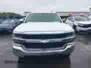 2018 Chevrolet Silverado 1500 LT с VIN 3GCPCREC0JG135232, выставлен на аукционе IAAI как лот 43527006 с пробегом 29 715 миль миль и . История ставок и продаж доступна на DreamBid. Изображение 12.