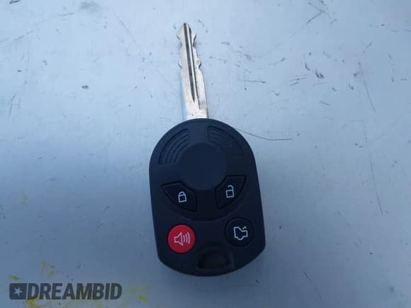 ✅ 2013 Ford Expedition XLT • VIN: 1FMJU1H55DEF66318 • Lot: 42590406. Listed on IAAI with 283,940 mi. Free auction sales archive from the USA and detailed vehicle history report at DreamBid. Image 11.