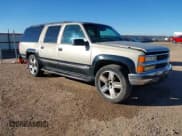 ✅ 1999 Chevrolet Suburban • VIN: 1GNFK16R0XJ364835 • Лот: 43682825. Опубликован ранее на IAAI с пробегом 191 846 миль. Бесплатный доступ к архиву аукционных продаж из США и подробный отчёт об истории автомобиля на DreamBid. Изображение 1.