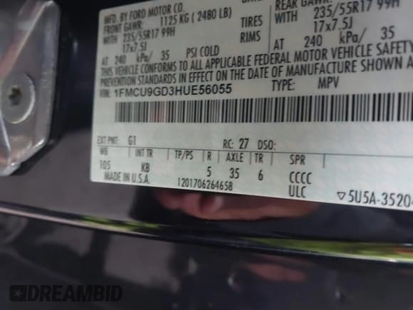 ✅ 2017 Ford Escape SE • VIN: 1FMCU9GD3HUE56055 • Lot: 43849635. Wystawiony na IAAI z przebiegiem 96 655 mil. Bezpłatny archiwum sprzedaży aukcyjnych z USA i szczegółowy raport historii pojazdu na DreamBid. Zdjęcie 9.