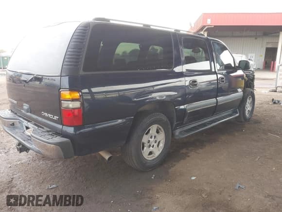 ✅ 2004 Chevrolet Suburban LT • VIN: 1GNEC16Z34J133058 • Лот: 41200786. Опубликован ранее на IAAI с пробегом 254 131 миль. Бесплатный доступ к архиву аукционных продаж из США и подробный отчёт об истории автомобиля на DreamBid. Изображение 4.