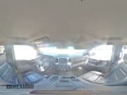 ✅ 2019 Chevrolet Silverado 1500 LT • VIN: 1GCUYDED9KZ155884 • Lot: 82394165. Wystawiony na Copart z przebiegiem 69 120 mil. Bezpłatny archiwum sprzedaży aukcyjnych z USA i szczegółowy raport historii pojazdu na DreamBid. Zdjęcie 15.