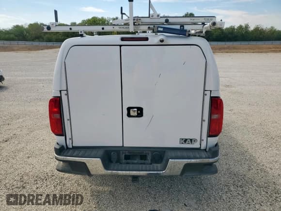 ✅ 2018 Chevrolet Colorado 2WD Work Truck • VIN: 1GCHSBEN9J1206510 • Lot: 62883525. Listed on Copart with 152,422 mi. Free auction sales archive from the USA and detailed vehicle history report at DreamBid. Image 6.