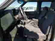 2001 Chevrolet Blazer LT z VIN 1GNDT13W312152527, wystawiony jako Copart lot #88365565 z przebiegiem 200 832 mil mil oraz Szkoda całkowita • Salvage title. Historia ofert i sprzedaży dostępna na DreamBid. Obrazek 7.
