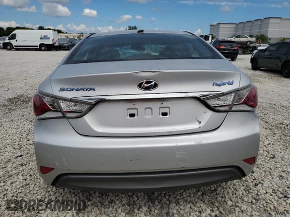 ✅ 2012 Hyundai Sonata Hybrid • VIN: KMHEC4A47CA030922 • Lot: 72229053. Listed on Copart with Not provided. Free auction sales archive from the USA and detailed vehicle history report at DreamBid. Image 6.