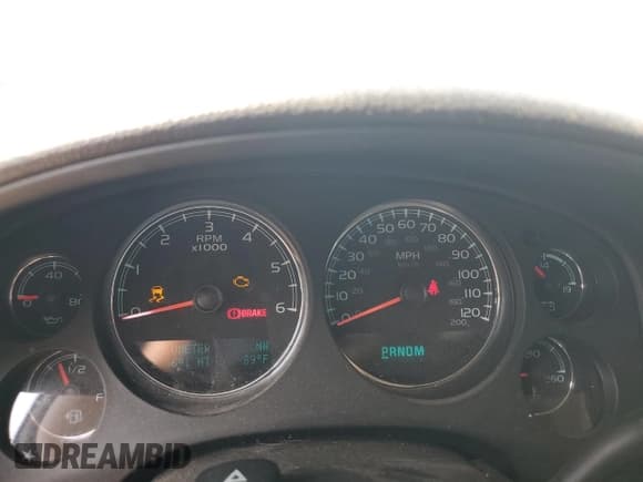 ✅ 2013 Chevrolet Tahoe LTZ • VIN: 1GNSKCE0XDR104064 • Lot: 63463404. Wystawiony na Copart z przebiegiem 278 691 mil. Bezpłatny archiwum sprzedaży aukcyjnych z USA i szczegółowy raport historii pojazdu na DreamBid. Zdjęcie 9.