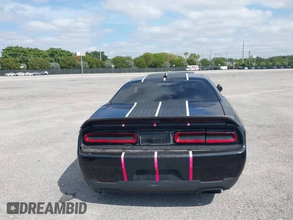 ✅ 2020 Dodge Challenger R/T Scat Pack • VIN: 2C3CDZFJ2LH203577 • Lot: 37903022. Wystawiony na IAAI z przebiegiem 34 272 mil. Bezpłatny archiwum sprzedaży aukcyjnych z USA i szczegółowy raport historii pojazdu na DreamBid. Zdjęcie 16.