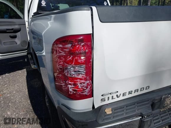 ✅ 2009 Chevrolet Silverado 2500HD LT • VIN: 1GCHK53KX9F183182 • Лот: 43470161. Опубликован ранее на IAAI с пробегом 117 211 миль. Бесплатный доступ к архиву аукционных продаж из США и подробный отчёт об истории автомобиля на DreamBid. Изображение 6.