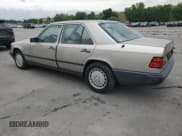 ✅ 1989 Mercedes-Benz 260 • VIN: WDBEA26D0KA898300 • Lot: 62012555. Wystawiony na Copart z przebiegiem 31 503 mil. Bezpłatny archiwum sprzedaży aukcyjnych z USA i szczegółowy raport historii pojazdu na DreamBid. Zdjęcie 2.