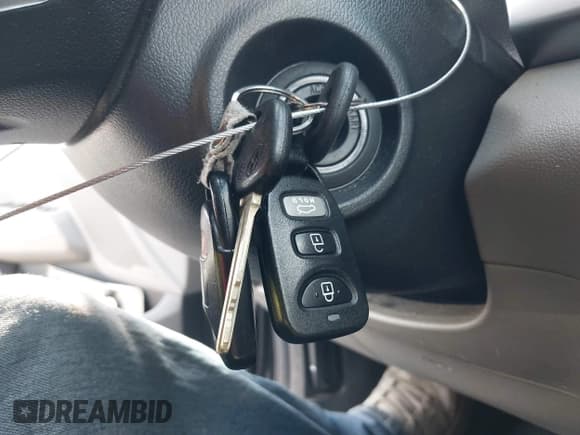 ✅ 2019 Hyundai Elantra SE • VIN: KMHD74LF1KU881660 • Lot: 43251260. Listed on IAAI with 129,793 mi. Free auction sales archive from the USA and detailed vehicle history report at DreamBid. Image 11.