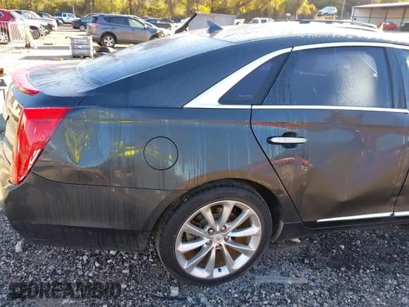 ✅ 2013 Cadillac XTS Luxury • VIN: 2G61P5S33D9112178 • Lot: 43607445. Wystawiony na IAAI z przebiegiem 175 069 mil. Bezpłatny archiwum sprzedaży aukcyjnych z USA i szczegółowy raport historii pojazdu na DreamBid. Zdjęcie 13.