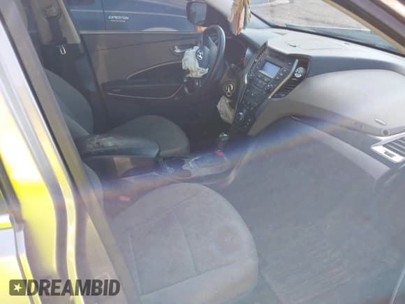 ✅ 2014 Hyundai Santa Fe • VIN: 5XYZTDLB3EG133890 • Лот: 42767468. Опубликован ранее на IAAI с пробегом 165 566 миль. Бесплатный доступ к архиву аукционных продаж из США и подробный отчёт об истории автомобиля на DreamBid. Изображение 5.