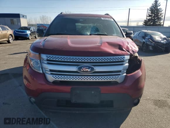 ✅ 2014 Ford Explorer XLT • VIN: 1FM5K7D81EGB17704 • Лот: 92872635. Опубликован ранее на Copart с пробегом 296 217 миль. Бесплатный доступ к архиву аукционных продаж из США и подробный отчёт об истории автомобиля на DreamBid. Изображение 5.