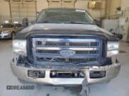 ✅ 2005 Ford Excursion Eddie Bauer • VIN: 1FMSU45P05ED40748 • Лот: 55060805. Опубликован ранее на Copart с пробегом 286 908 миль. Бесплатный доступ к архиву аукционных продаж из США и подробный отчёт об истории автомобиля на DreamBid. Изображение 5.
