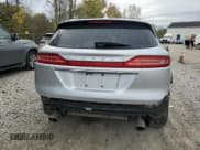 ✅ 2019 Lincoln MKC Standard • VIN: 5LMCJ1C99KUL43873 • Lot: 82428945. Listed on Copart with 67,086 mi. Free auction sales archive from the USA and detailed vehicle history report at DreamBid. Image 6.