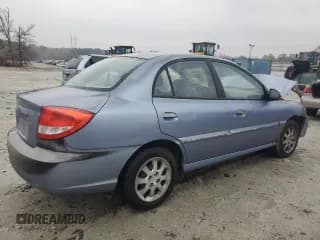 ✅ 2004 Kia Rio • VIN: KNADC125746330659 • Lot: 81547904. Wystawiony na Copart z przebiegiem 67 787 mil. Bezpłatny archiwum sprzedaży aukcyjnych z USA i szczegółowy raport historii pojazdu na DreamBid. Zdjęcie 3.