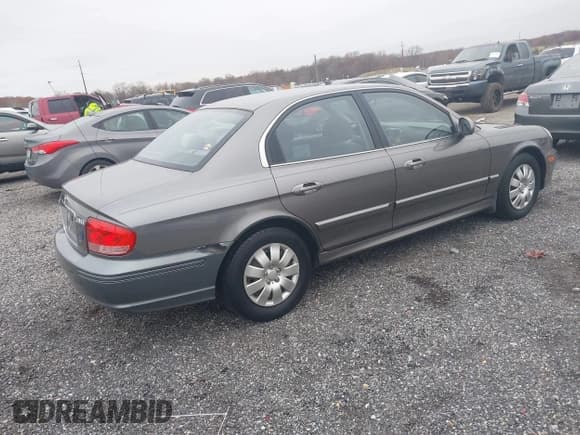 ✅ 2004 Hyundai Sonata • VIN: KMHWF25S34A943347 • Лот: 43647656. Опубликован ранее на IAAI с пробегом 151 643 миль. Бесплатный доступ к архиву аукционных продаж из США и подробный отчёт об истории автомобиля на DreamBid. Изображение 4.