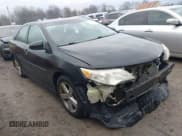 ✅ 2013 Toyota Camry L • VIN: 4T1BF1FK2DU642817 • Лот: 43709340. Опубликован ранее на IAAI с пробегом 185 175 миль. Бесплатный доступ к архиву аукционных продаж из США и подробный отчёт об истории автомобиля на DreamBid. Изображение 1.