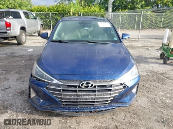 ✅ 2019 Hyundai Elantra Value Edition • VIN: 5NPD84LF7KH441082 • Lot: 43563892. Wystawiony na IAAI z przebiegiem 58 324 mil. Bezpłatny archiwum sprzedaży aukcyjnych z USA i szczegółowy raport historii pojazdu na DreamBid. Zdjęcie 12.