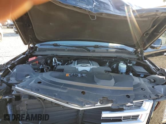 ✅ 2020 Cadillac Escalade Luxury • VIN: 1GYS3BKJ7LR165233 • Lot: 85588735. Listed on Copart with 32,496 mi. Free auction sales archive from the USA and detailed vehicle history report at DreamBid. Image 12.