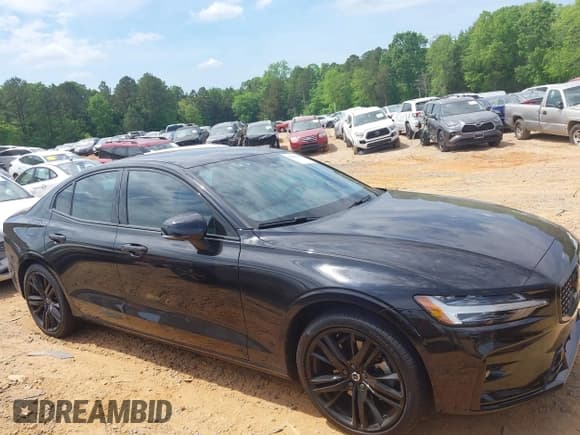 ✅ 2024 Volvo S60 Plus Black Edition • VIN: 7JRL12THXRG293984 • Lot: 42101901. Listed on IAAI with 23,976 mi. Free auction sales archive from the USA and detailed vehicle history report at DreamBid. Image 12.