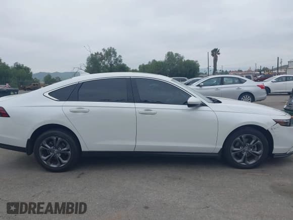 ✅ 2023 Honda Accord EX • VIN: 1HGCY1F36PA042417 • Лот: 41893844. Опубликован ранее на IAAI с пробегом 41 189 миль. Бесплатный доступ к архиву аукционных продаж из США и подробный отчёт об истории автомобиля на DreamBid. Изображение 13.