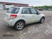✅ 2007 Suzuki SX4 • VIN: JS2YB413975108407 • Lot: 42422076. Wystawiony na IAAI z przebiegiem 160 697 mil. Bezpłatny archiwum sprzedaży aukcyjnych z USA i szczegółowy raport historii pojazdu na DreamBid. Zdjęcie 4.